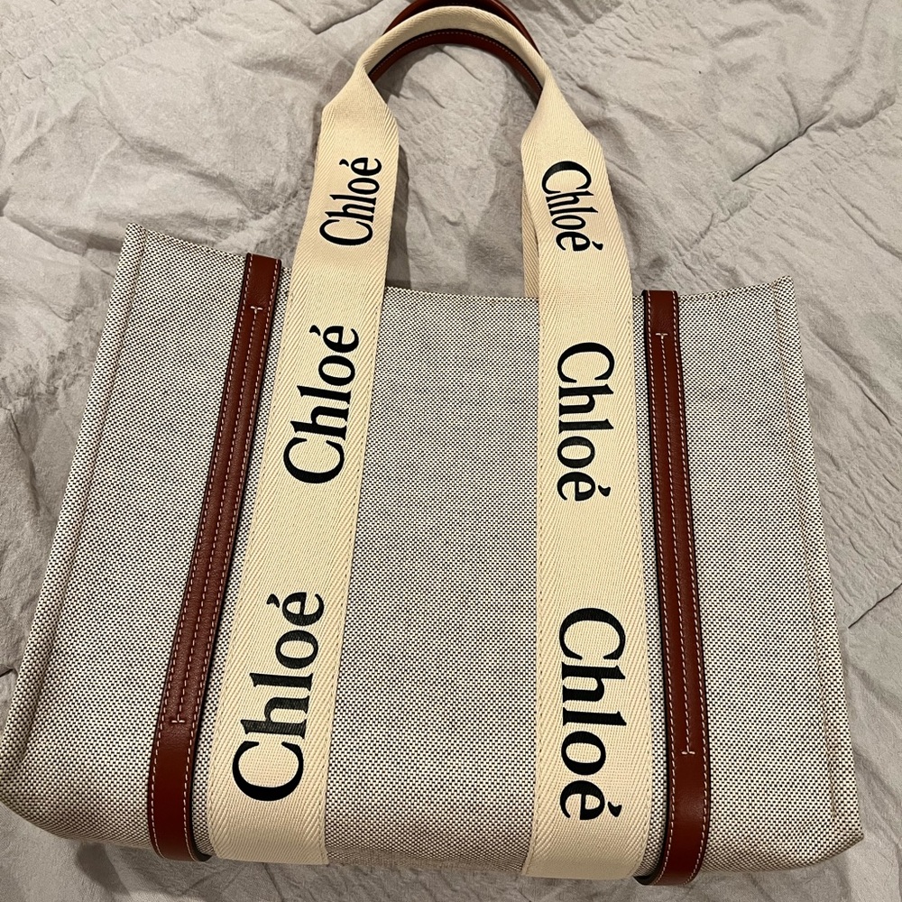 *SOLD* Chloe Woody Medium Tote
